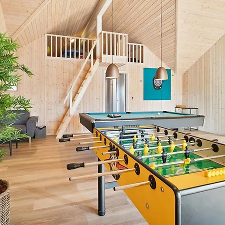 Luxury Pool Retreat By Sea - By Traum Feriehus