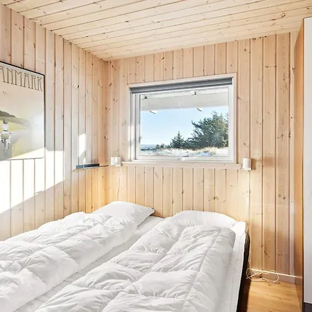 Luxury Pool Retreat By Sea - By Traum * Harboør