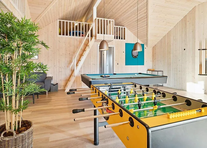 Luxury Pool Retreat By Sea - By Traum Holiday home